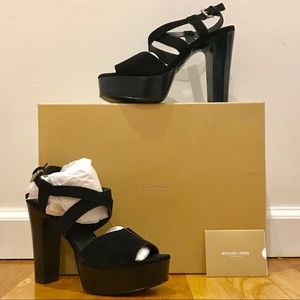 MICHAEL KORS COLLECTION Gramercy Suede Heels